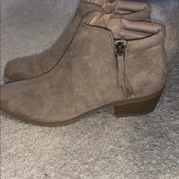 Mossimo Supply Co. Shoes - Cute little ankle boots !